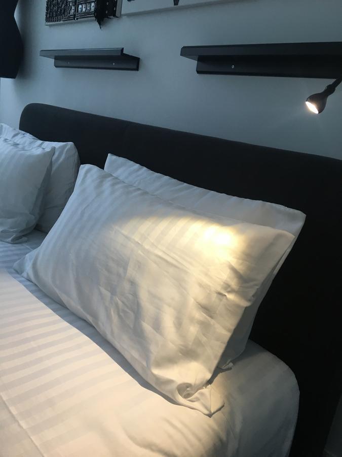 Aparthotel Les lofts de Styliste Saint-Gilles Exterior foto