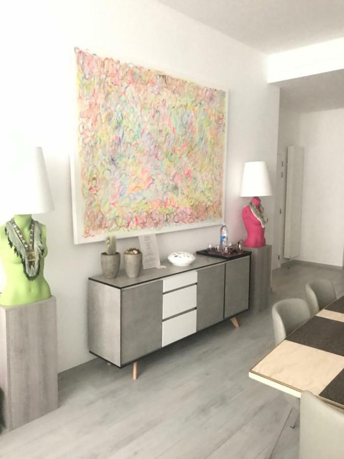 Aparthotel Les lofts de Styliste Saint-Gilles Exterior foto