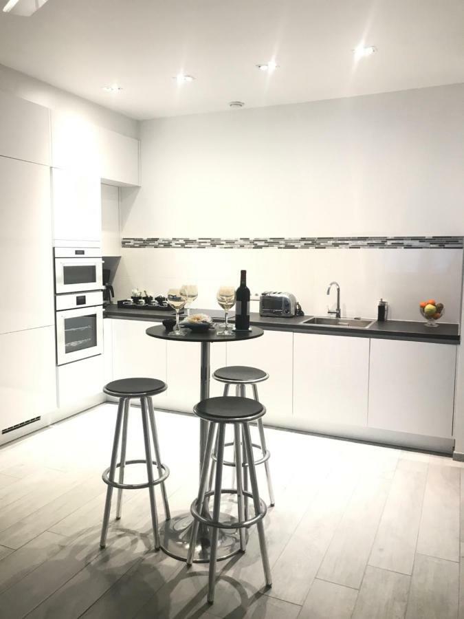 Aparthotel Les lofts de Styliste Saint-Gilles Exterior foto